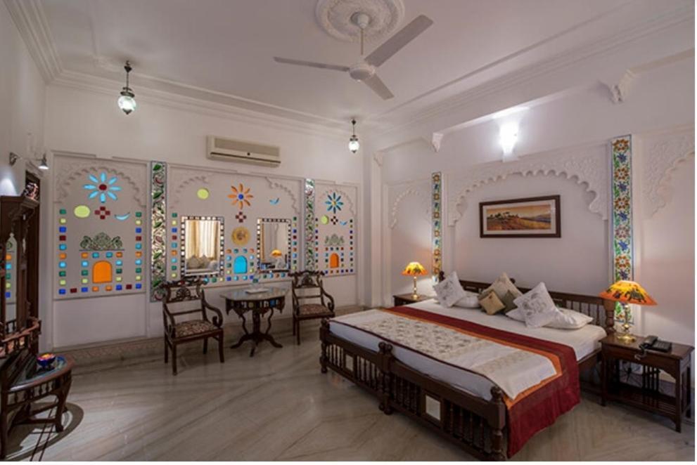 Hotel Raj Niwas Udaipur Zimmer foto