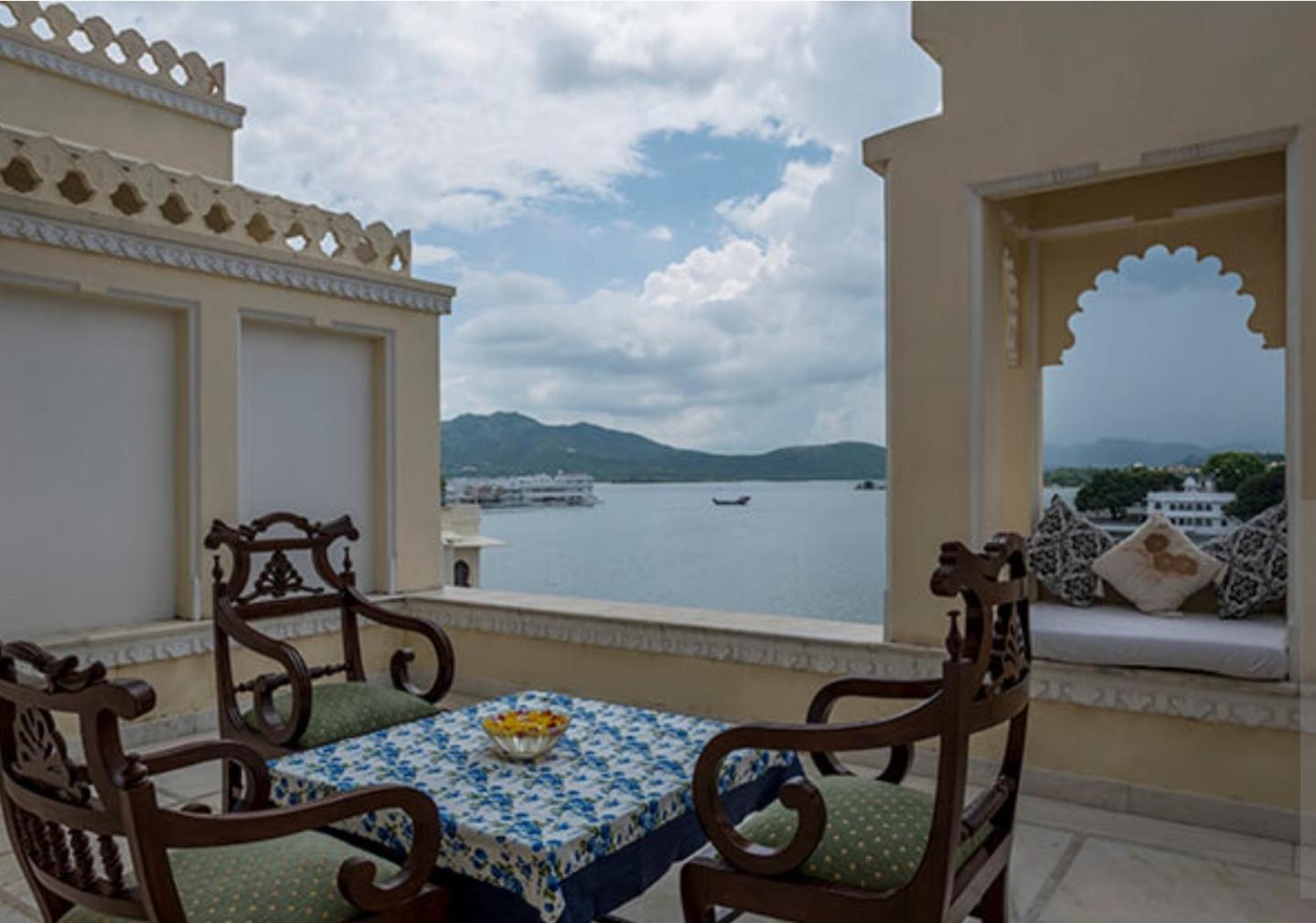 Hotel Raj Niwas Udaipur Zimmer foto