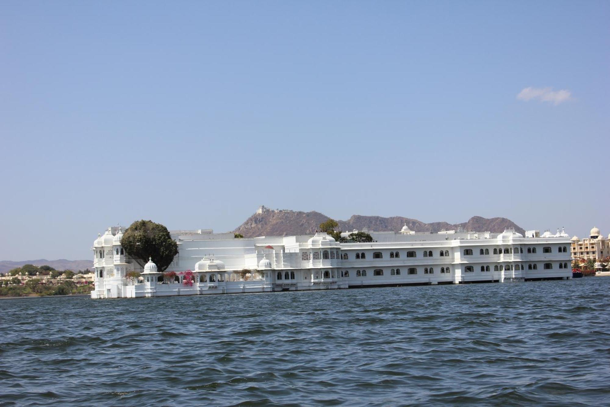 Hotel Raj Niwas Udaipur Exterior foto