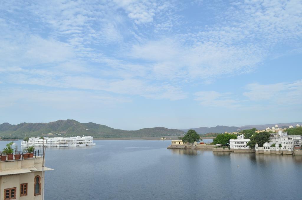 Hotel Raj Niwas Udaipur Exterior foto